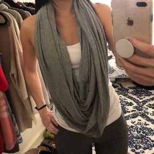Apana scarf